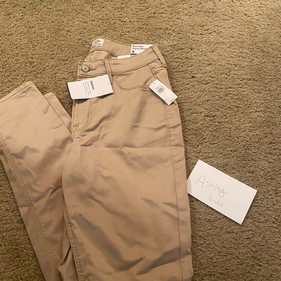 Pants - Picture 4 of 4